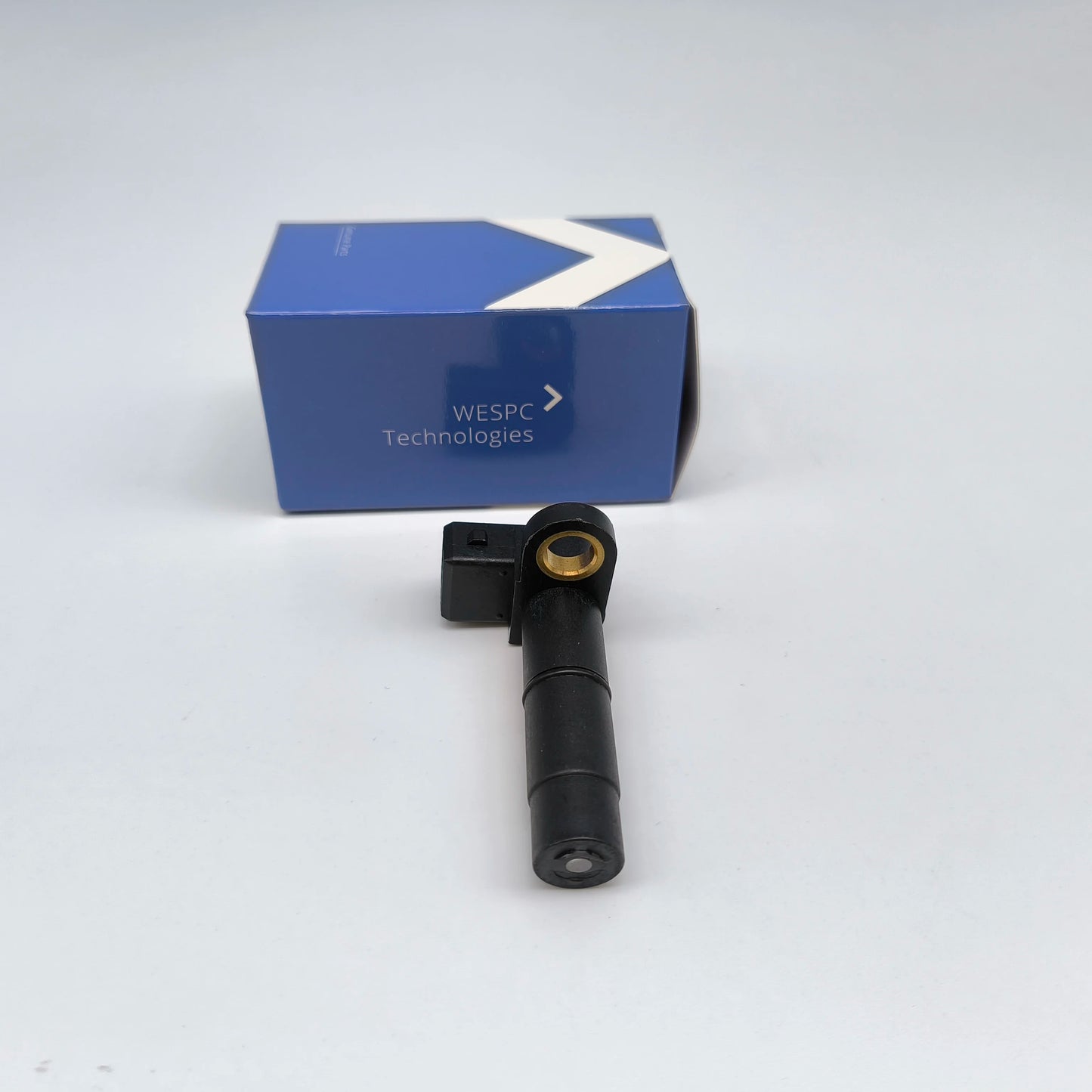 Camshaft Speed Sensor 0118-2834 01182834 WESPC . Suitable for Deutz Volvo Model BFM2013 BFM2012 EC140 Diesel Engine Parts