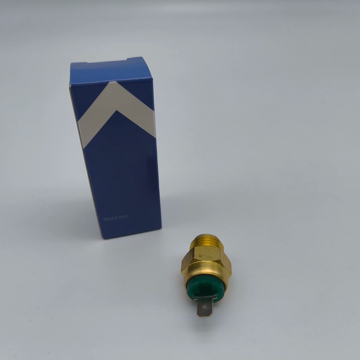 New Water Temperature Sensor 330170047 30N46-0050 WESPC . Suitable for Mitsubishi Engine Part