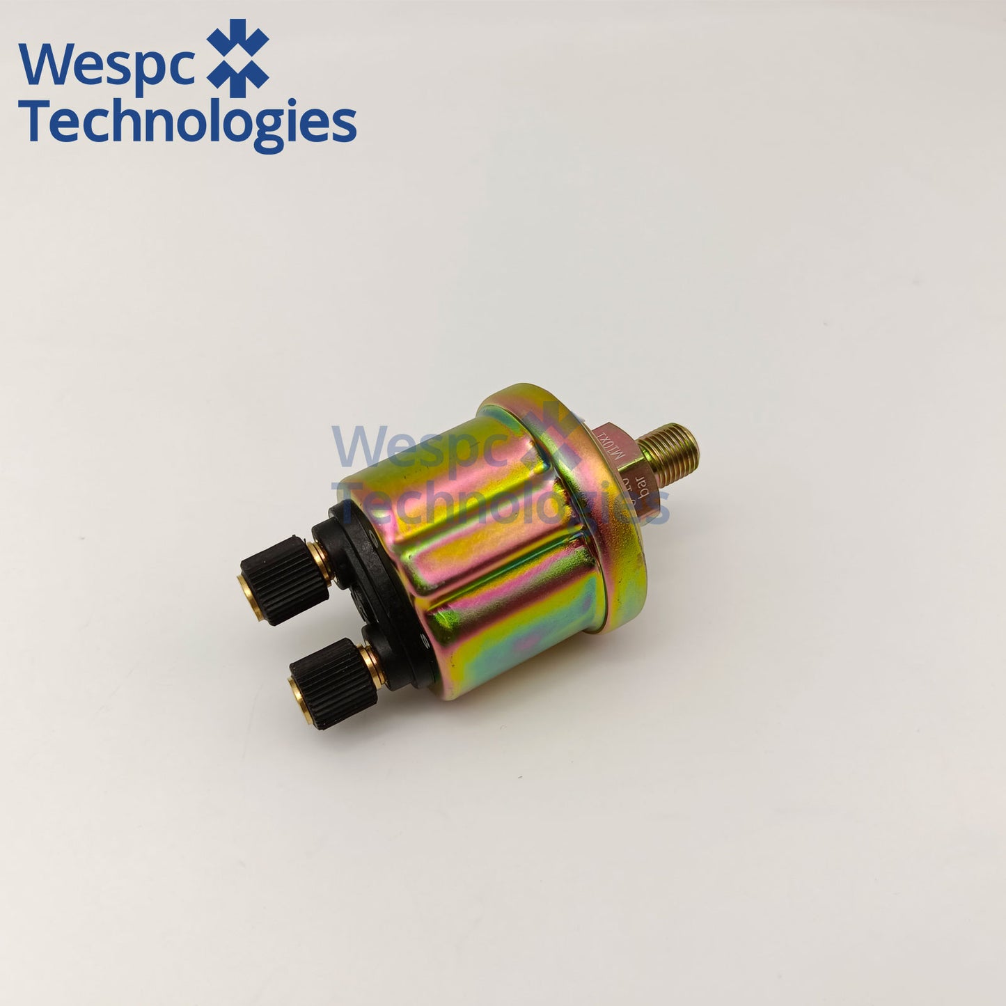 Original KUS KE2002 Oil Pressure Sensor VDO 360-081-032-003C 0-5Bar 0-10V Linear Signal 1/8NPT Thread 3-Wire Oil Pressure Transducer