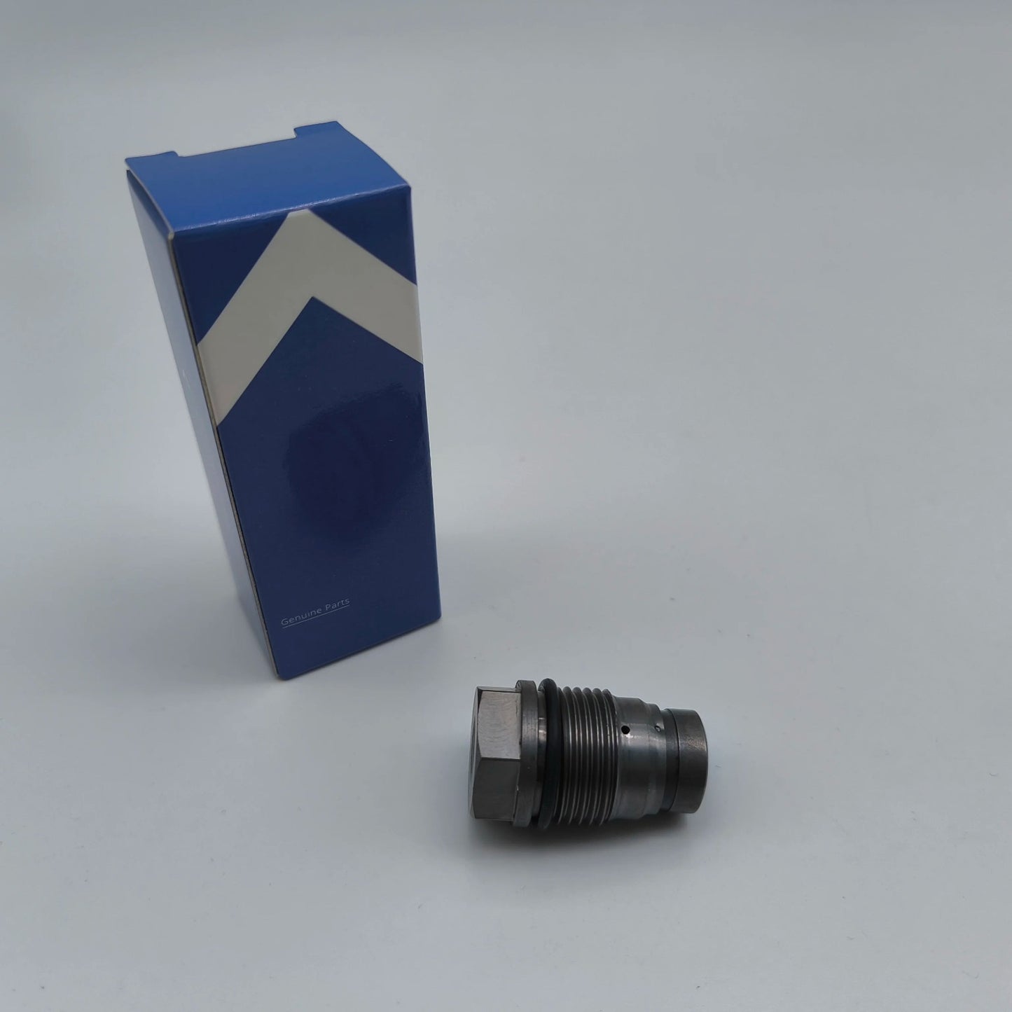 1110010015 Válvula limitadora de alivio de presión de combustible Bomba de inyección de combustible de alta calidad para motor diésel LQIA6S18