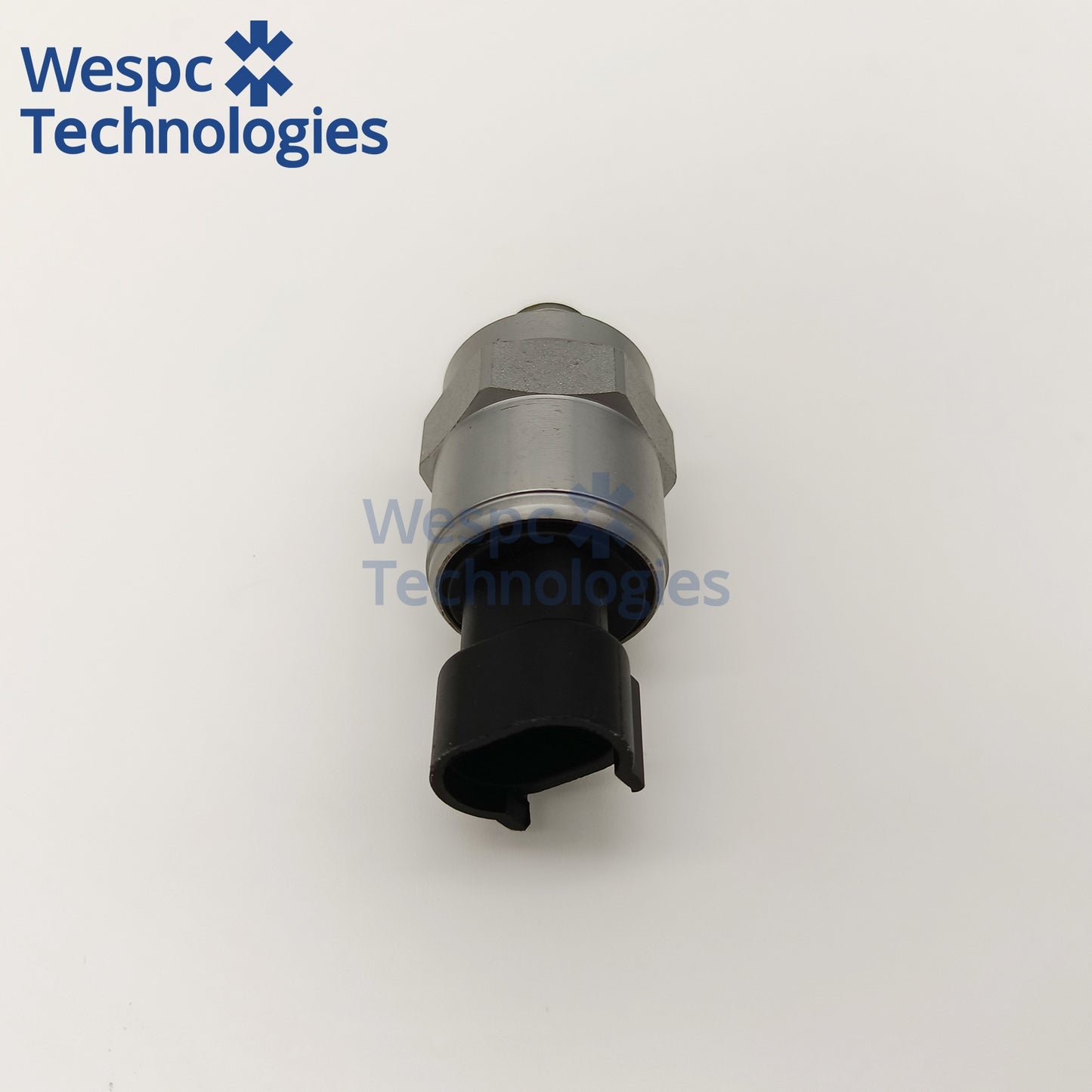 504181087 Coolant Pressure Sensor Compatible for Iveco Daily 69502214 504093466 Engine