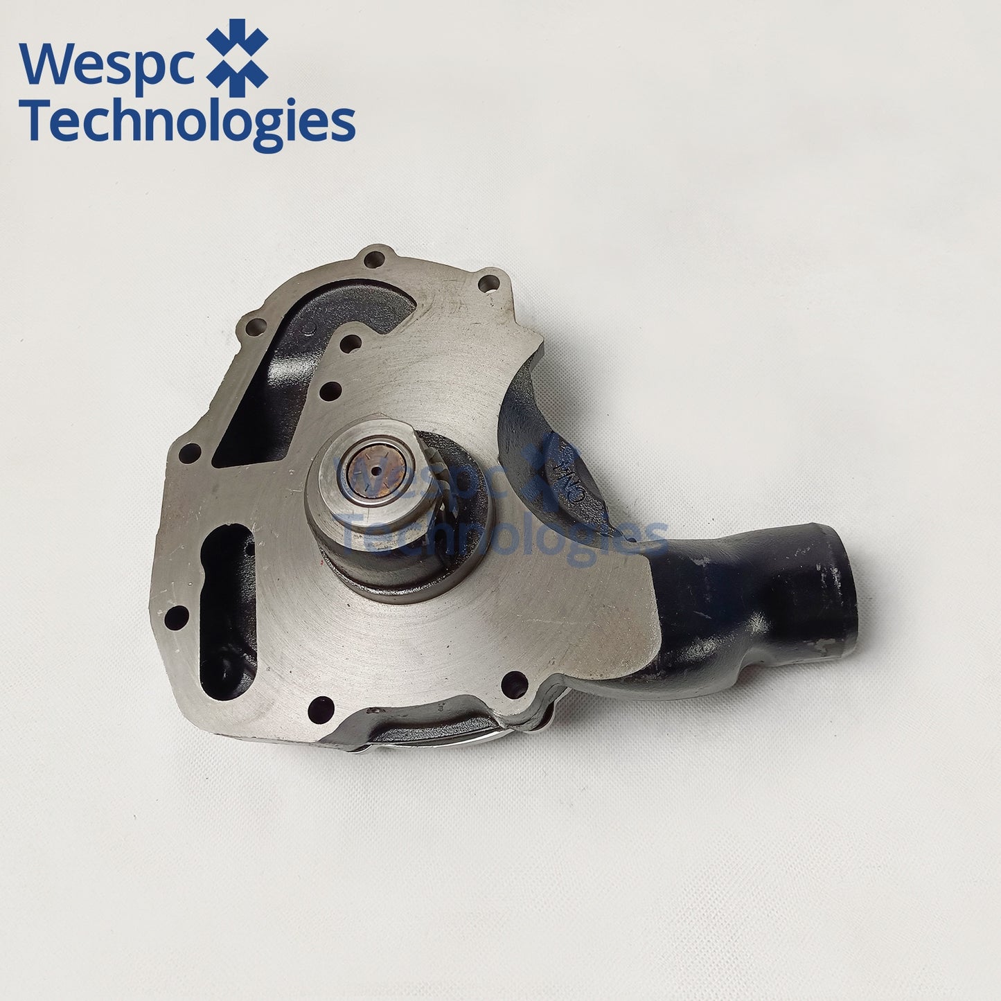 U5MW0194 Cast Iron Engine Water Pump Replacement Spare Part Fits Perkins 1104C 1104D Series Diesel Engine