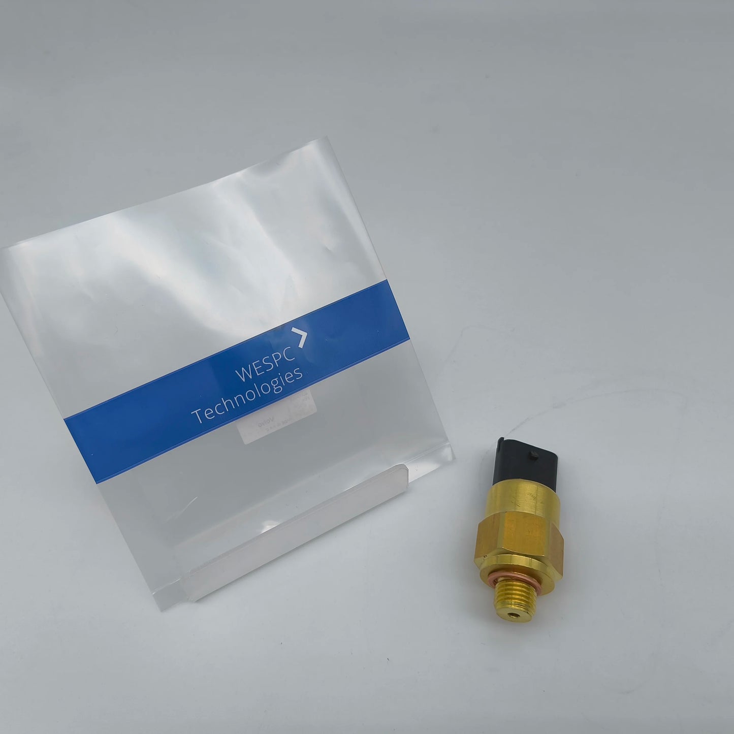 Oil Fuel Pressure Sensor Sender Switch 21291011 WESPC . Suitable for Volvo EC160B EC180B EC140B EC210B EC240 EC290