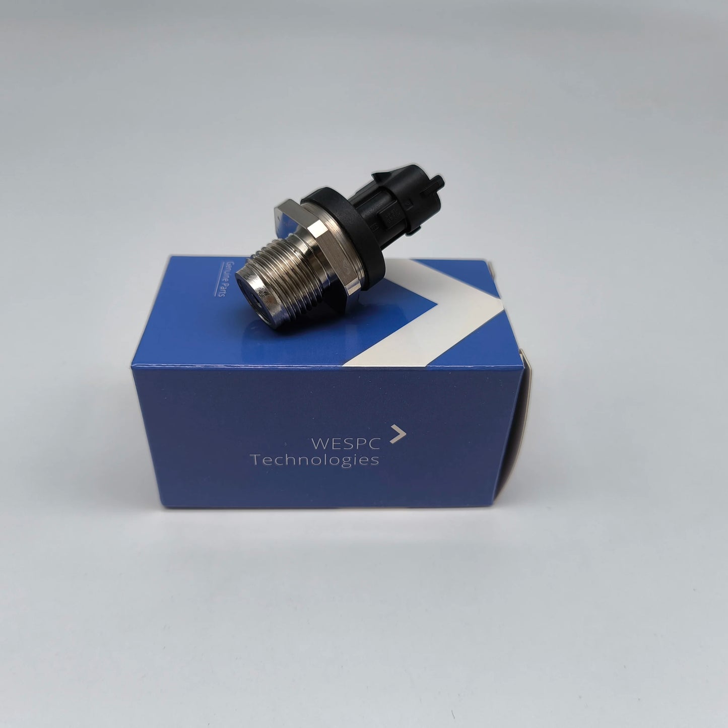 0281002937 0281006425 Fuel Rail Pressure Sensor Regulator 0281002921 5260246 WESPC . Suitable for Bosch Diesel Engine