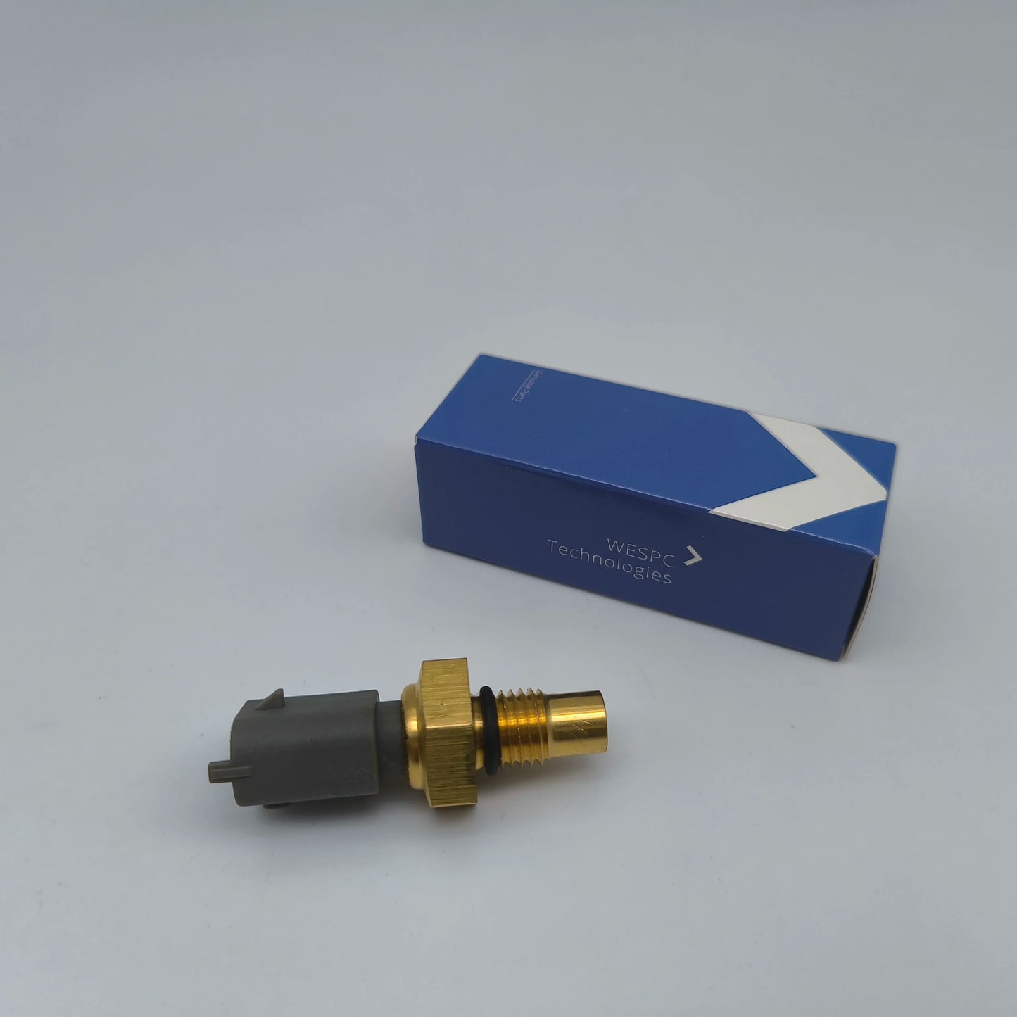 1814320C1 Engine Oil Coolant Air Temperature Temp Sensor WESPC . Suitable for Navistar International I530E DT466 DT466E HT530