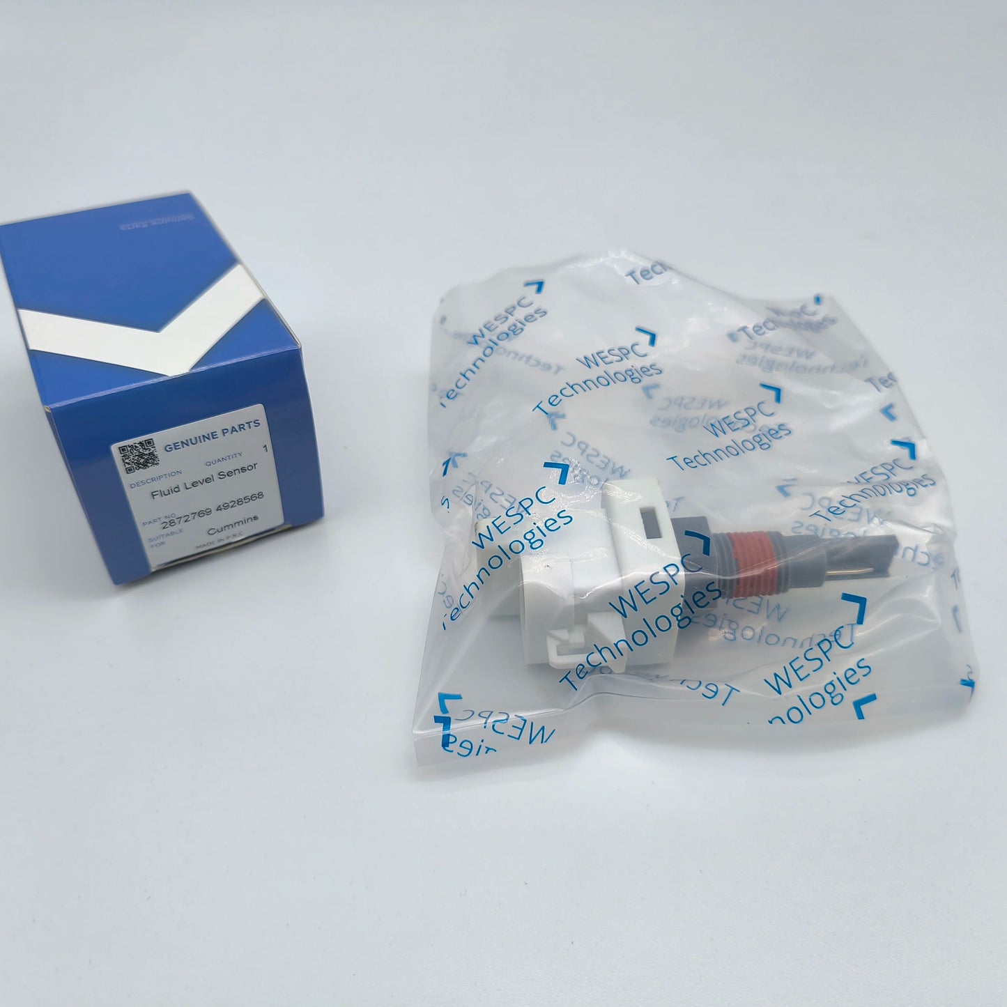 2872769 2872768 4928568 Heavy Duty Coolant Fluid Level Sensor WESPC . Suitable for the Cummins QSK50 Diesel Engine PBT-GP30